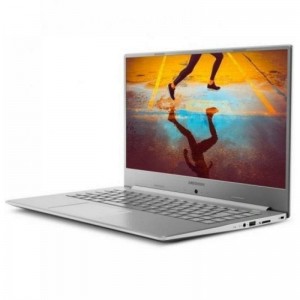 i5-1135G7/8GB/256GB SSD/15.6"